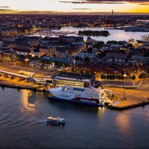 Naujametinis kruizas prabangiausiu ir naujausiu kruiziniu laivu Baltijos jūroje „Viking Glory“ Talinas - Helsinkis - Turku